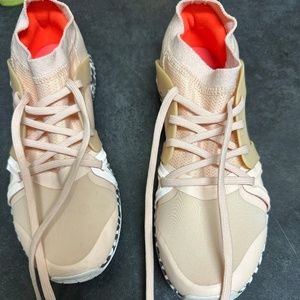 Adidas Stella dance sneakers size 9